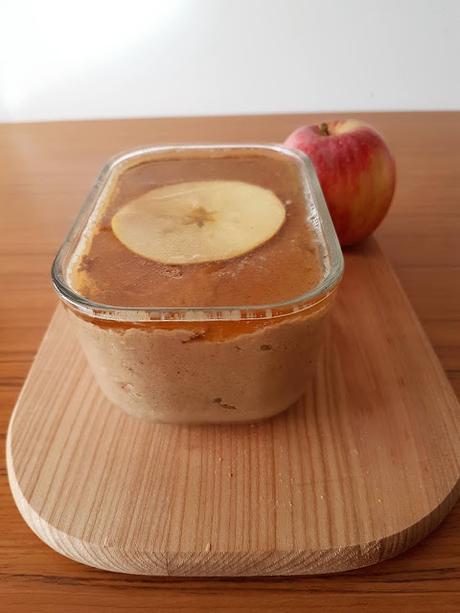 PATÉS DE HÍGADO DE CERDO, CON MANZANA Y LA PIMIENTA VERDE PATÉS DE HÍGADO DE CERDO, CON MANZANA Y LA PIMIENTA VERDE