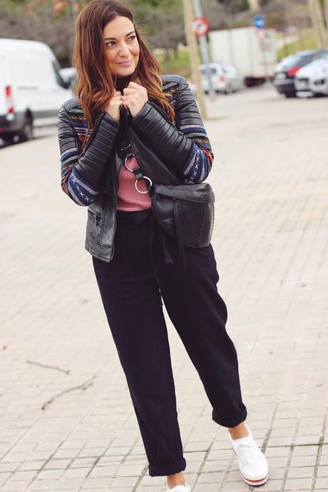 Como añadir a un look una riñonera Como añadir a un look una riñonera