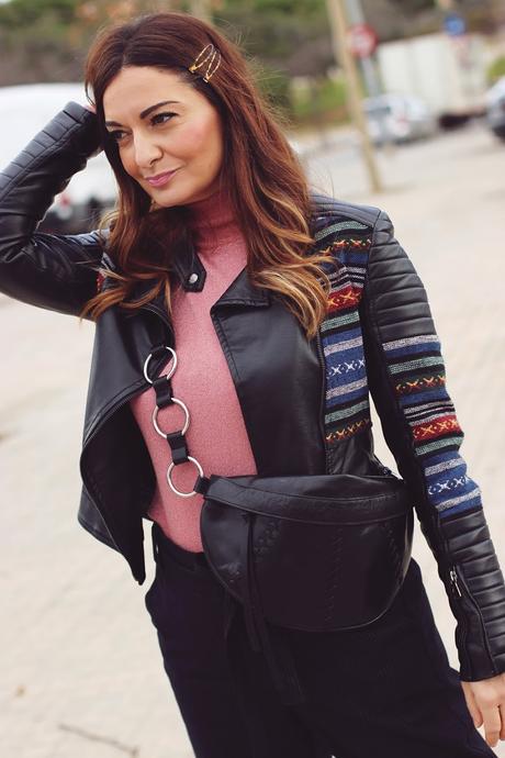 Como añadir a un look una riñonera Como añadir a un look una riñonera