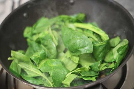 Espinacas con setas | Receta sana Espinacas con setas | Receta sana