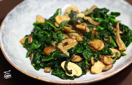 Espinacas con setas | Receta sana Espinacas con setas | Receta sana