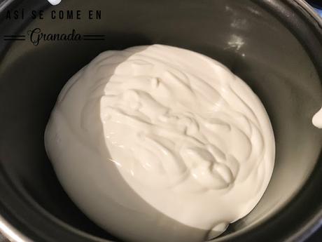 Arroz verde con espárragos y salsa azul Arroz verde con espárragos y salsa azul