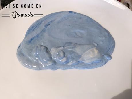 Arroz verde con espárragos y salsa azul Arroz verde con espárragos y salsa azul