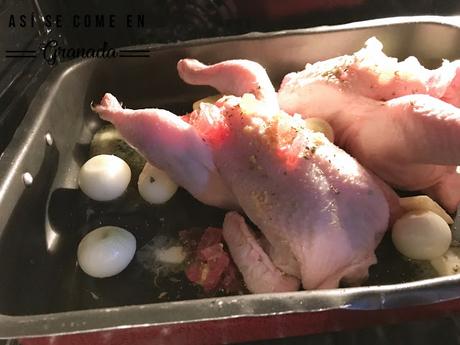 Picantones a la naranja con fruta confitada