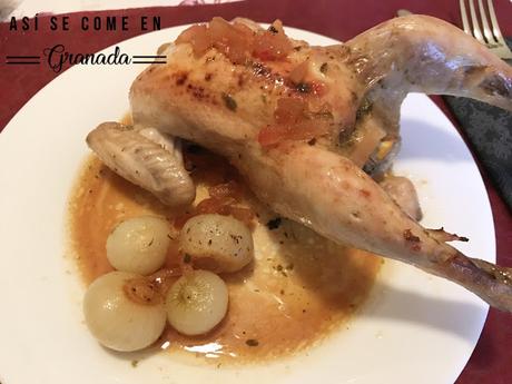 Picantones a la naranja con fruta confitada