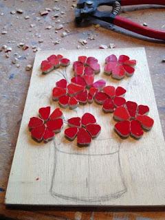 Haz 17 hermosos adornos reciclando platos y tazas rotas