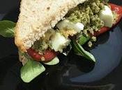 Sándwich vegetal aguacate