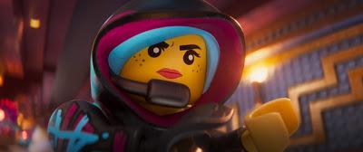 La Lego película 2, Todo es fabuloso, casi siempre