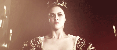 Reseña: La Reina Negra - Llanos Campos