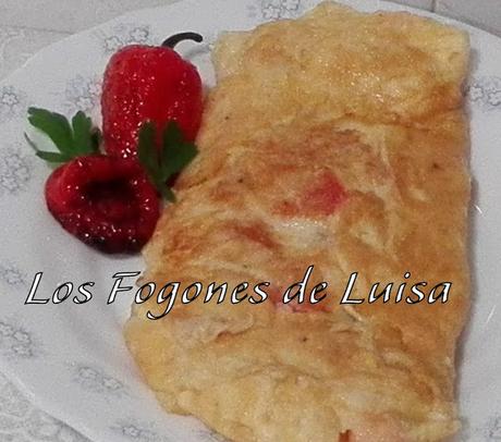 TORTILLA FRANCESA CON TOMATE Y SALMÓN MARINADO