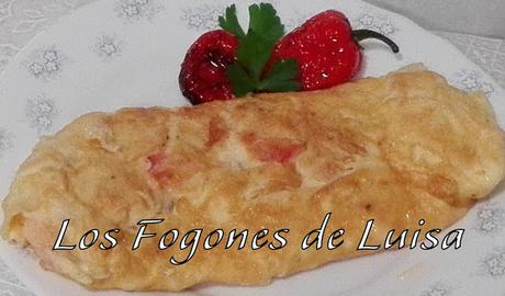 TORTILLA FRANCESA CON TOMATE Y SALMÓN MARINADO