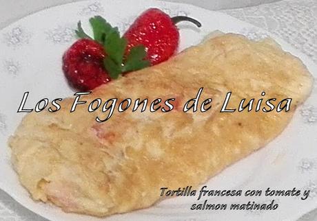 TORTILLA FRANCESA CON TOMATE Y SALMÓN MARINADO