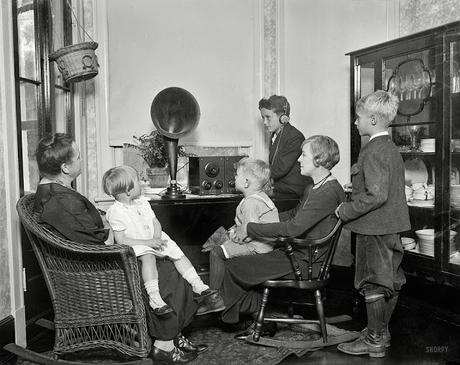 DÍA MUNDIAL DE LA RADIO | 10 CURIOSIDADES DÍA MUNDIAL DE LA RADIO | 10 CURIOSIDADES
