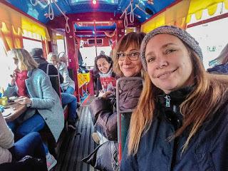 BOMBONES PICANTES...¡Y NOS VAMOS DE TURISTEO!