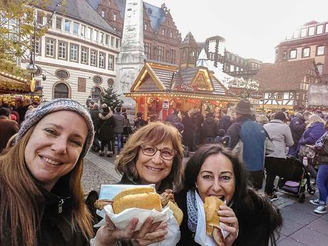 BOMBONES PICANTES...¡Y NOS VAMOS DE TURISTEO!
