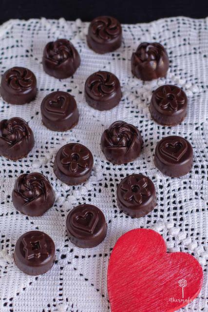 BOMBONES PICANTES...¡Y NOS VAMOS DE TURISTEO!