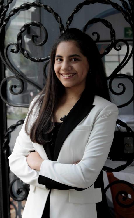 Dafne Almazán, la mexicana que consiguió entrar a Harvard con solo 17 años