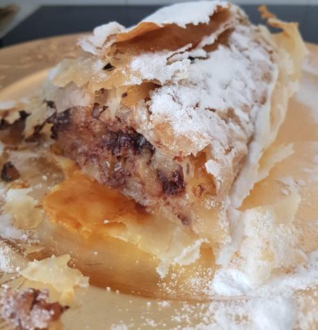 Strudel de chocolate o Pastel de manzana