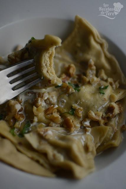 Raviolis con queso azul nueces y manzana tererecetas 06