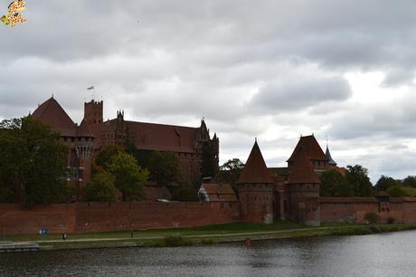 Castillo de Marlbork, la fortaleza roja