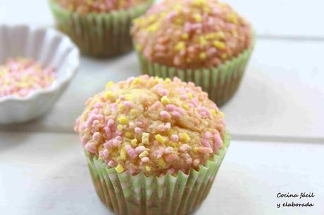 MAGDALENAS CON FIDEOS DE AZUCAR MAGDALENAS CON FIDEOS DE AZUCAR