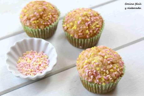 MAGDALENAS CON FIDEOS DE AZUCAR MAGDALENAS CON FIDEOS DE AZUCAR