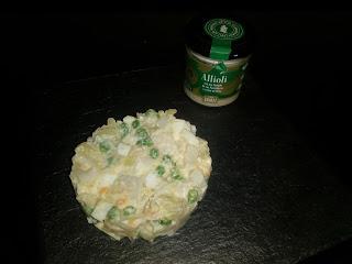 ENSALADILLA DE SEPIA CON ALIOLI