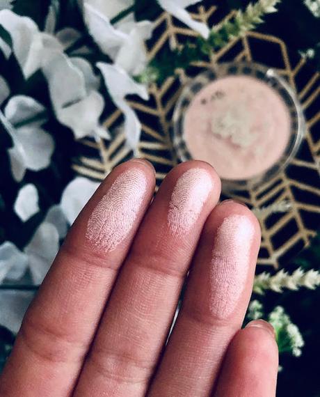 Highlighterhohoholimitededitionbyessencecosmetics