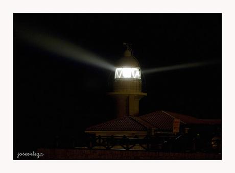 FAROS Y TORRES DE ESPAÑA