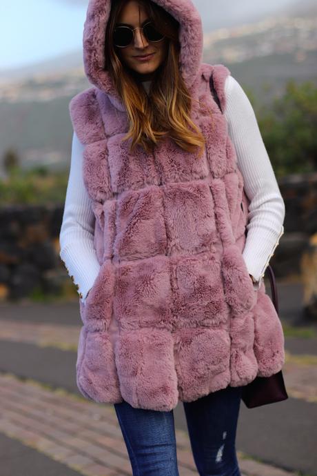 Faux Fur Mauve Vest