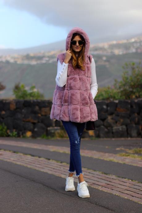 Faux Fur Mauve Vest