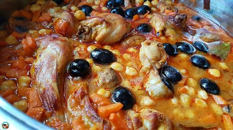 Conejo con garbanzos Conejo con garbanzos