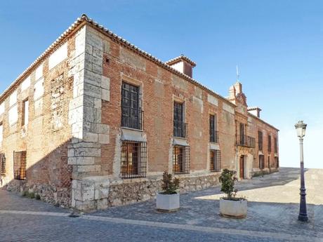 Que ver en Aldea del Rey Que ver en Aldea del Rey Palacio de Clavería