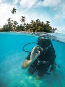 dive-1-225x300 ▷ Lugares para visitar en las Maldivas - El mejor presupuesto Islas locales de Maldivas