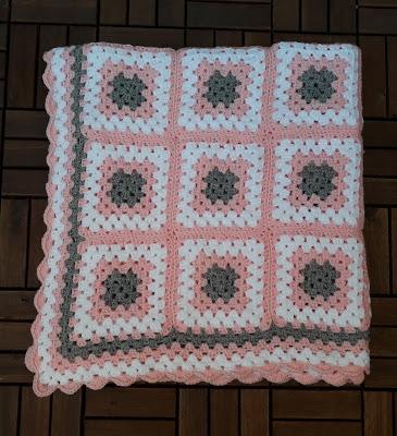GRANNY SQUARE PARA LETICIA