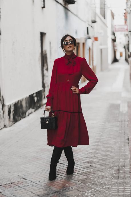 RED MIDI DRESS