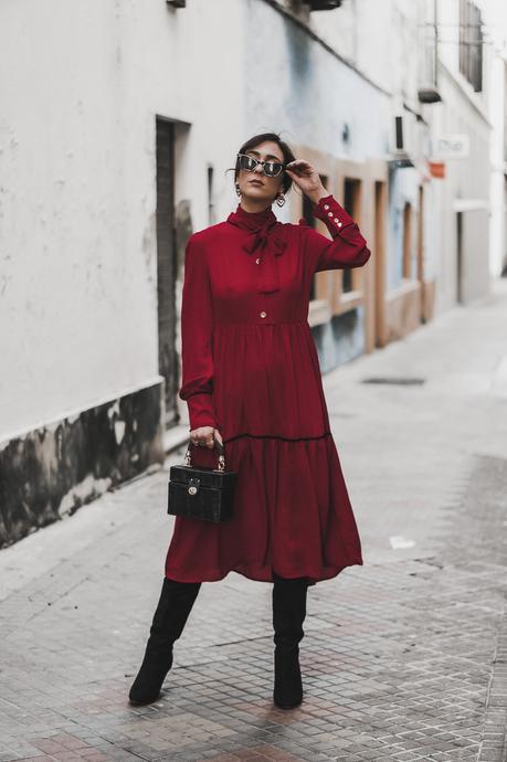 RED MIDI DRESS