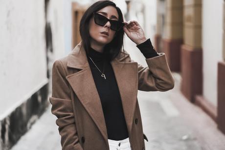 CAMEL COAT + WHITE PANTS