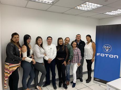 LA AUTOMOTRIZ FOTON MANTIENE A SU PERSONAL ALTAMENTE CALIFICADO PARA OFRECER EL MEJOR SERVICIO