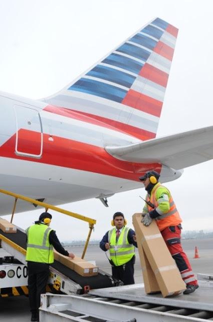 AMERICAN AIRLINES TRANSPORTA FLORES DESDE QUITO A MIAMI POR EL DÍA DE SAN VALENTÍN