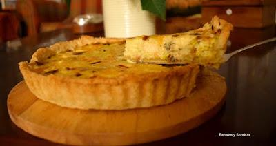 QUICHE DE POLLO CON PUERROS Y CURRY QUICHE DE POLLO CON PUERROS Y CURRY