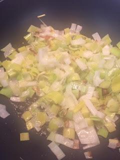 QUICHE DE POLLO CON PUERROS Y CURRY QUICHE DE POLLO CON PUERROS Y CURRY