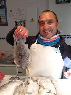 HABICHUELAS CON SEPIA Y ALMEJAS