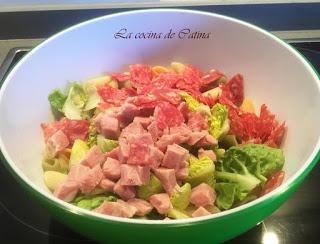 Ensalada de pasta con fiambres