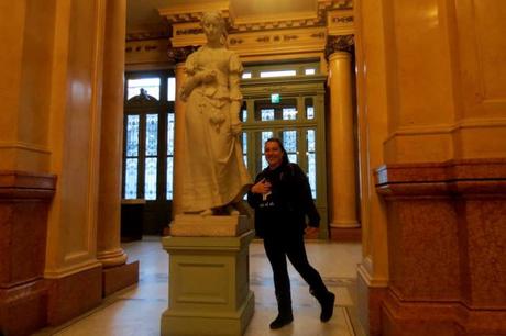 TEATRO COLON.  RAZONES PARA NO PERDERSELO. GLAMOUR, BELLEZA Y DANZAS. BUENOS AIRES
