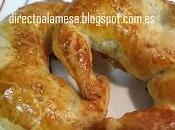 Croissants espinacas, queso cabra cebolla caramelizada
