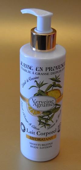 Una piel hidratada y suavemente perfumada con las Leches Corporales de JEANNE EN PROVENCE