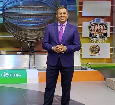 #Venezuela: #Maracaibo: Nació el hijo de Daniel Sarcos (@DANIELSARCOSC) y así de hermoso es (FOTO)