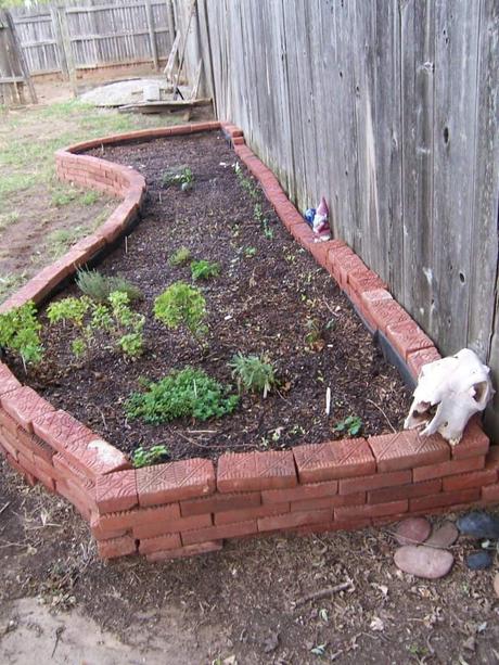 brick-raised-garden-beds-plans
