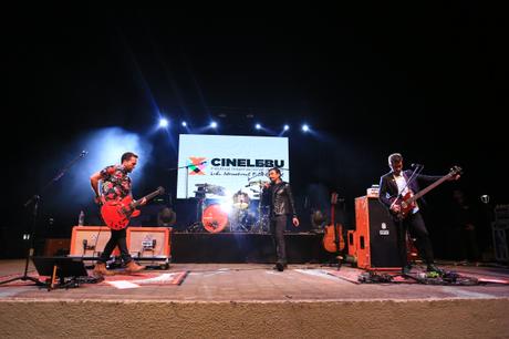 Lucybell genera fervor total al realizar concierto gratis luego de presentar su documental en CINELEBU Lucybell genera fervor total al realizar concierto gratis luego de presentar su documental en CINELEBU